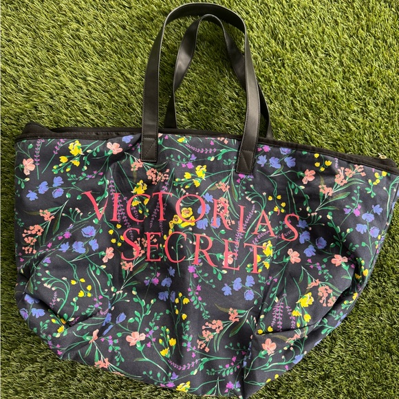 Victoria's Secret Black Floral Tote - Picture 1 of 3